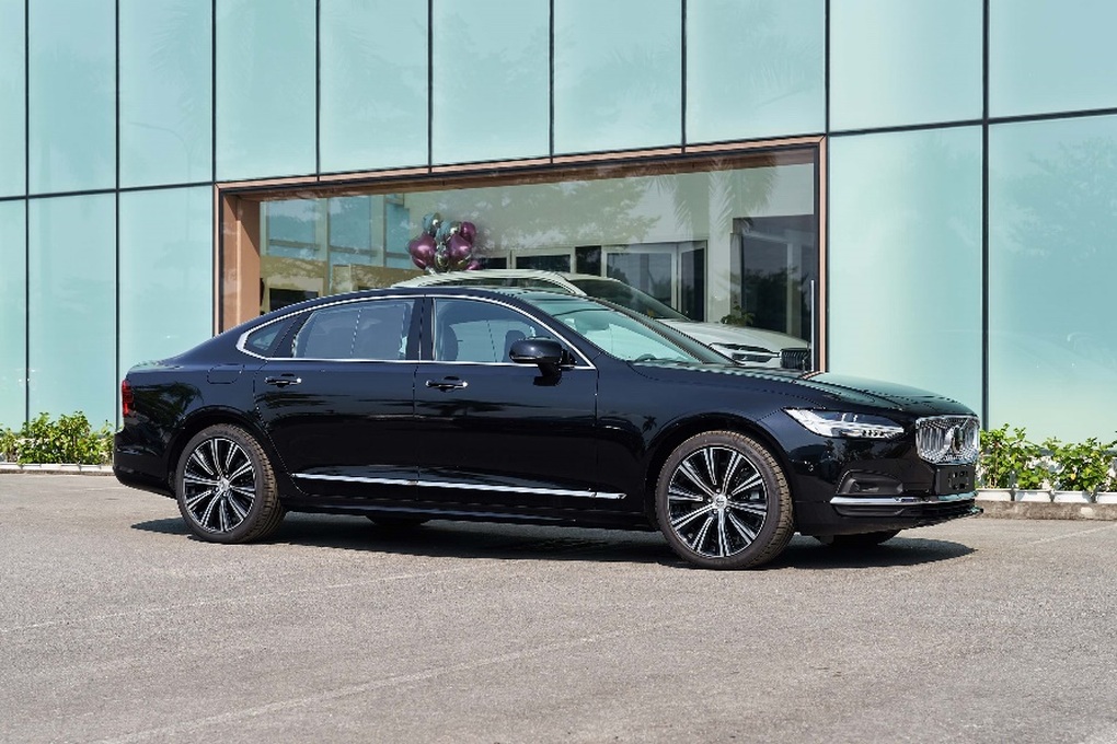 Volvo ưu đãi XC60 và S90 mức cao nhất đến 290 và 230 triệu đồng trong tháng 11 - 2