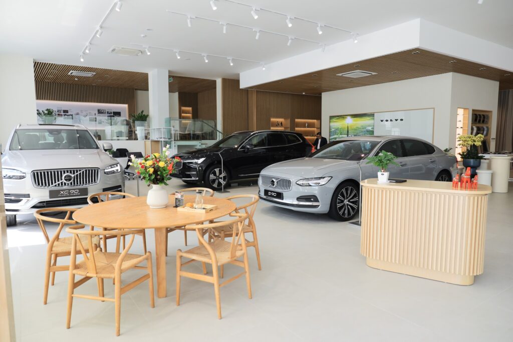 Showroom Volvo Car Saigion